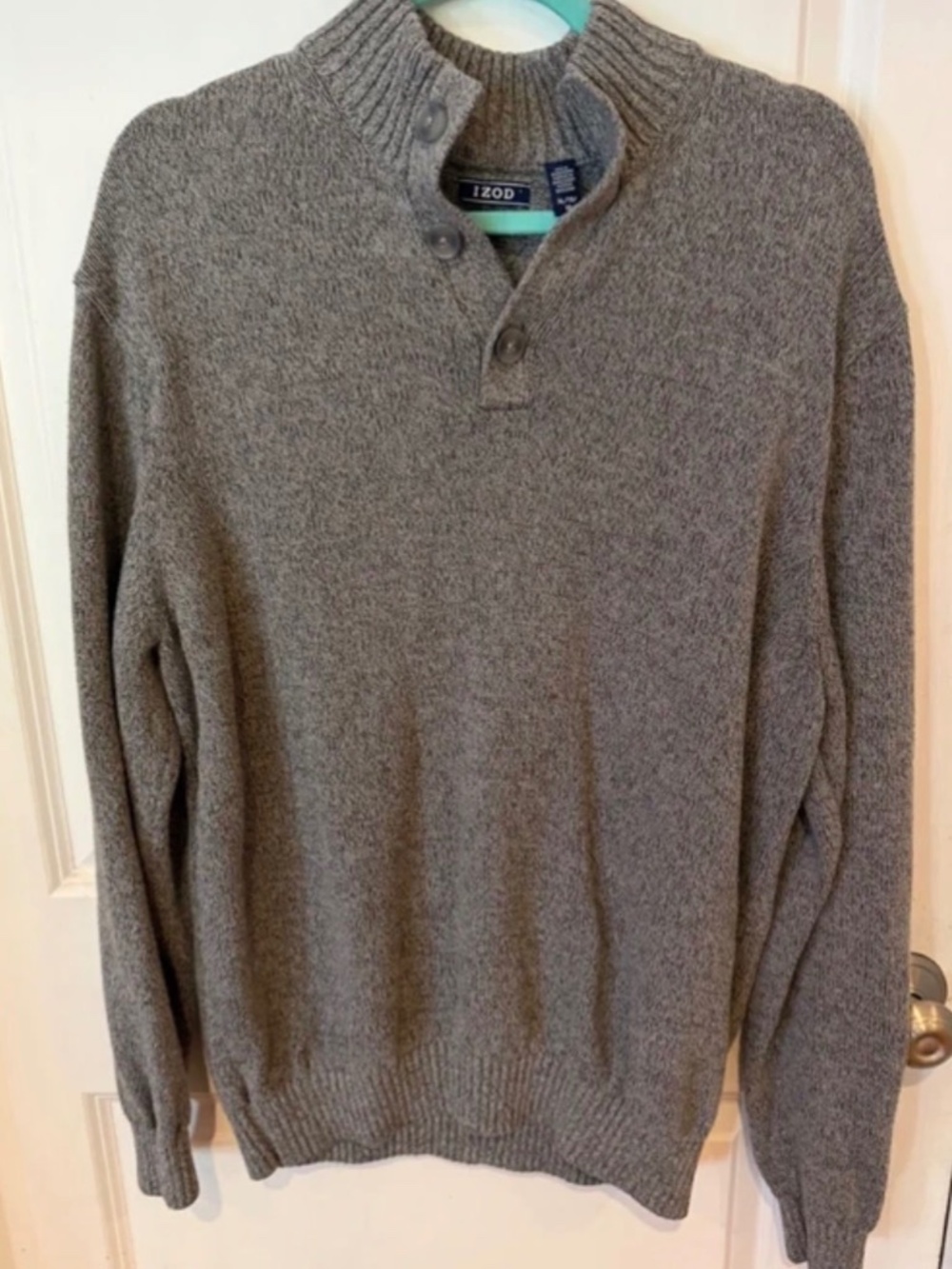 IZOD Men’s XL Gray Mock Neck Pullover Sweater